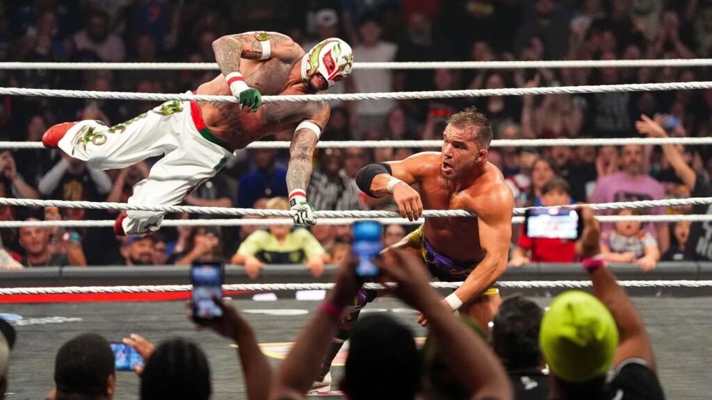 3 Reasons why WWE didn’t put the Intercontinental Title on Rey Mysterio