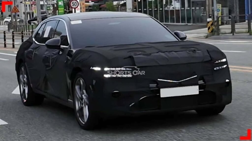 Flagship Sedan Gets Revamped Interior And Cabin