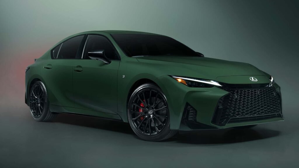 Appearance Package Brings Green Paint, BBS Wheels
