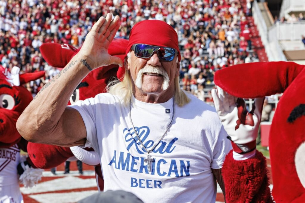 “I didn’t get in shape for no reason” – WWE legend Hulk Hogan’s son teases in-ring debut