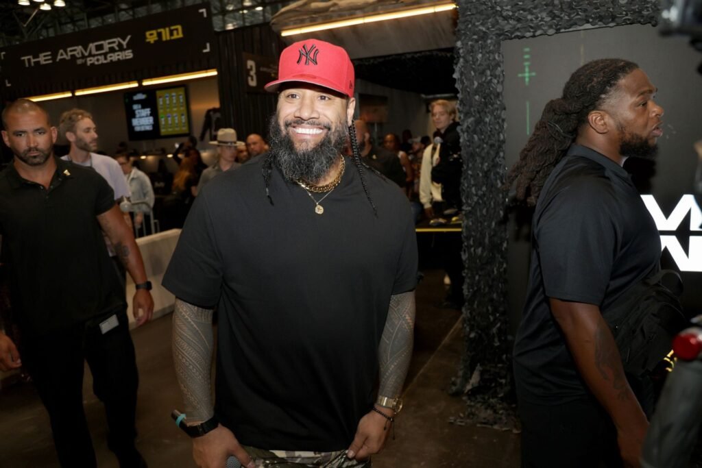 Jimmy Uso Responds As Solo Sikoa And Jacob Fatu Go On Family Vacation Together