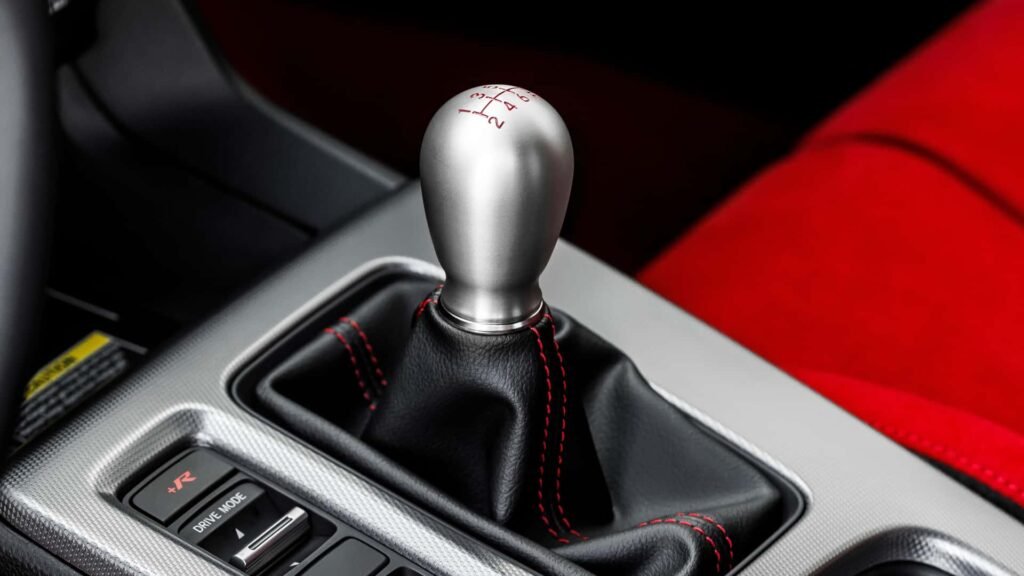 Honda Will Keep Building Manual-Transmission Cars Even Though The Company Admits Demand Is Shrinking