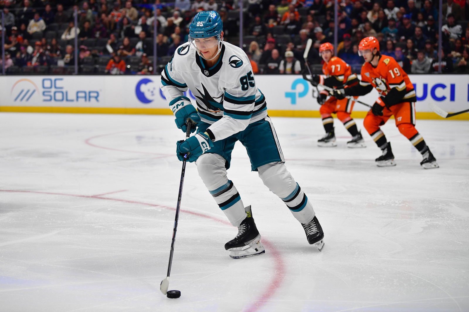 Sharks Re-Sign Shakir Mukhamadullin To One-Year Deal