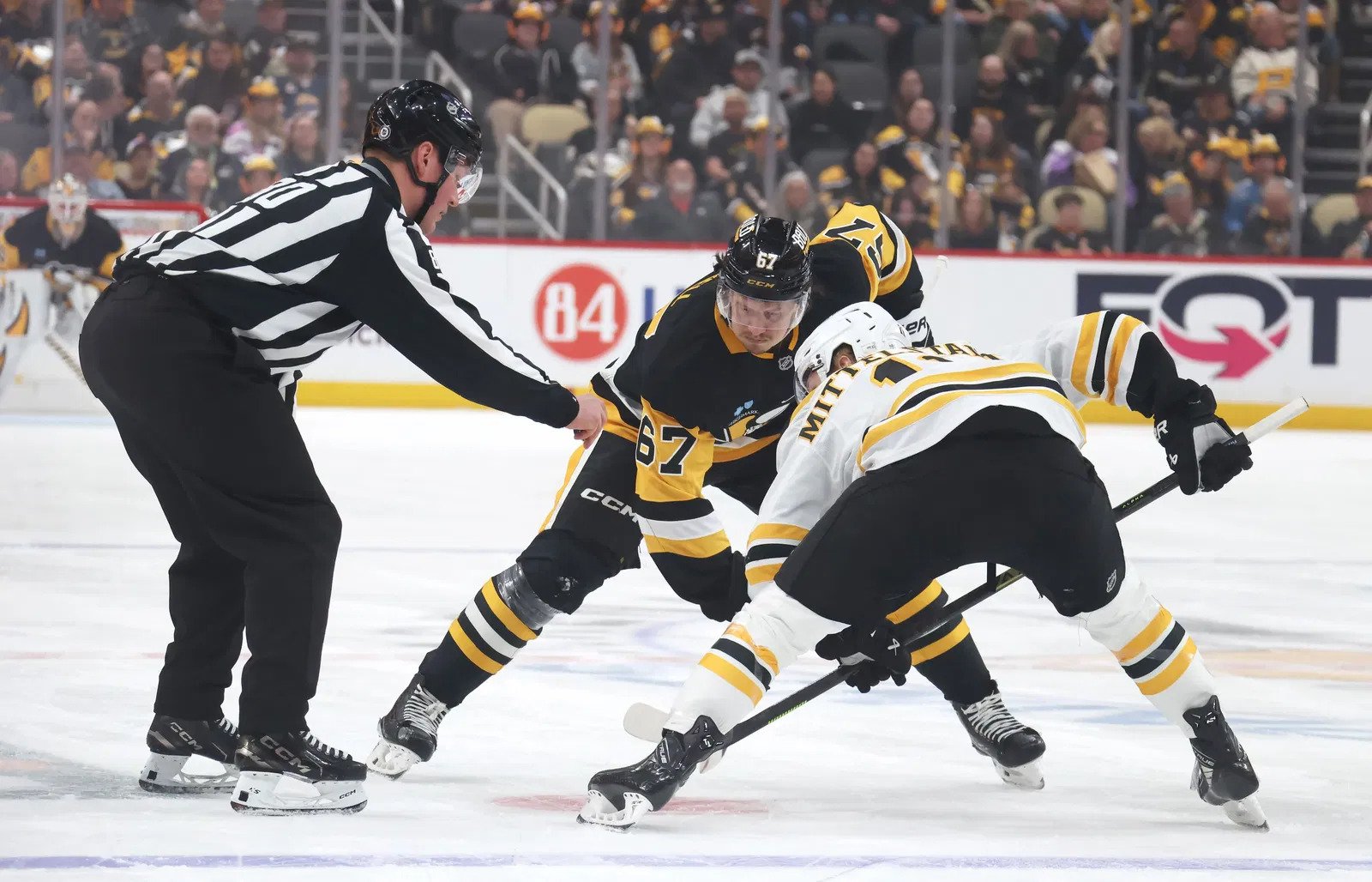 Penguins Trading Star Forward Would Come With Big Risk