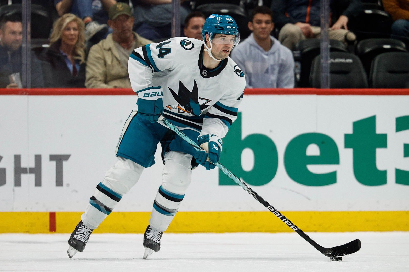 Sharks Should Avoid Buying Out Marc-Édouard Vlasic This Summer