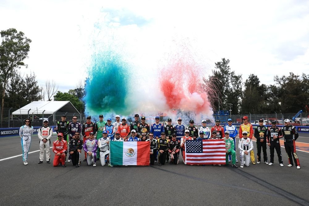Nascar Cup full field