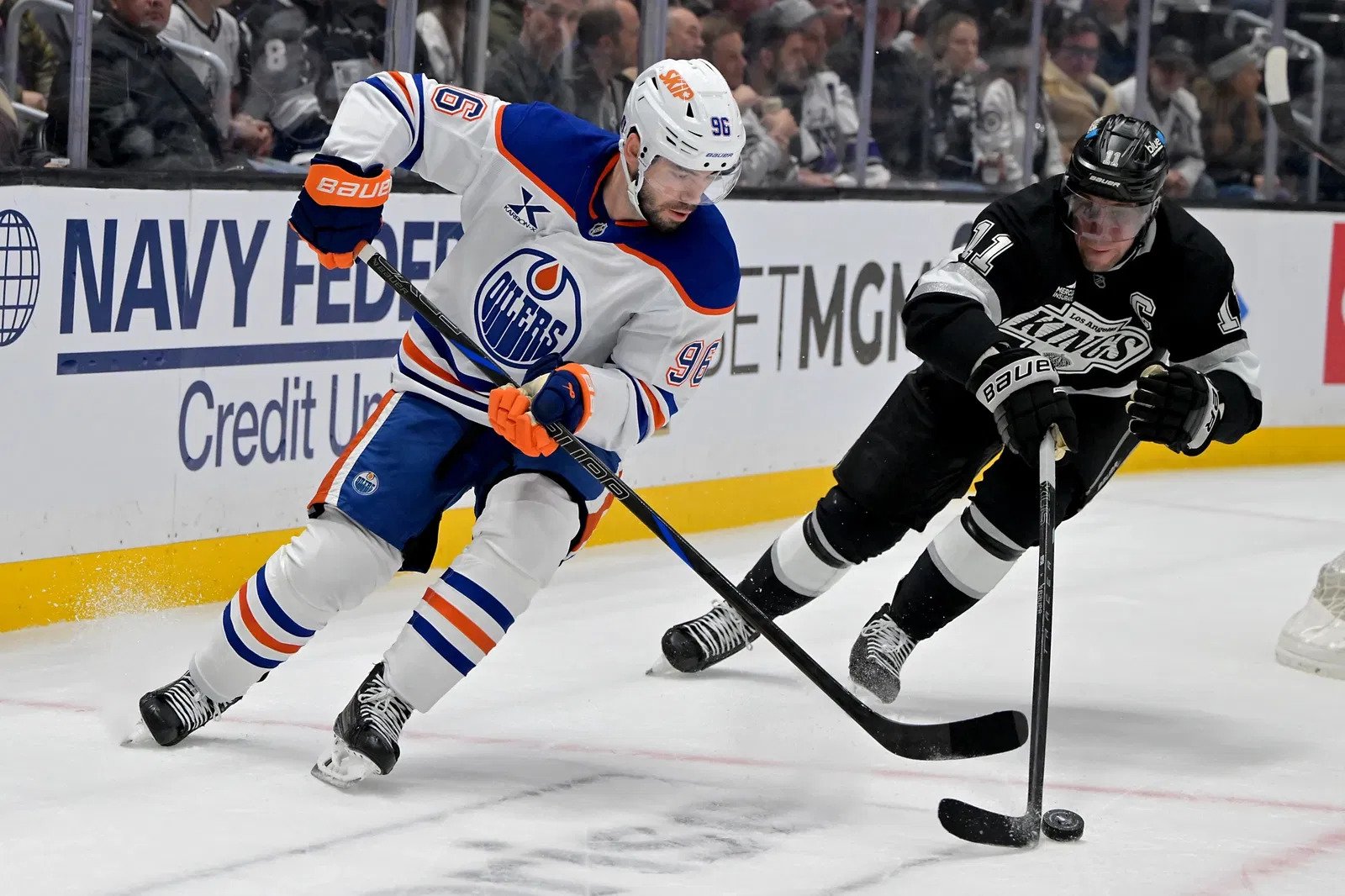 New Oilers Defender Has Boxing Legend Lineage