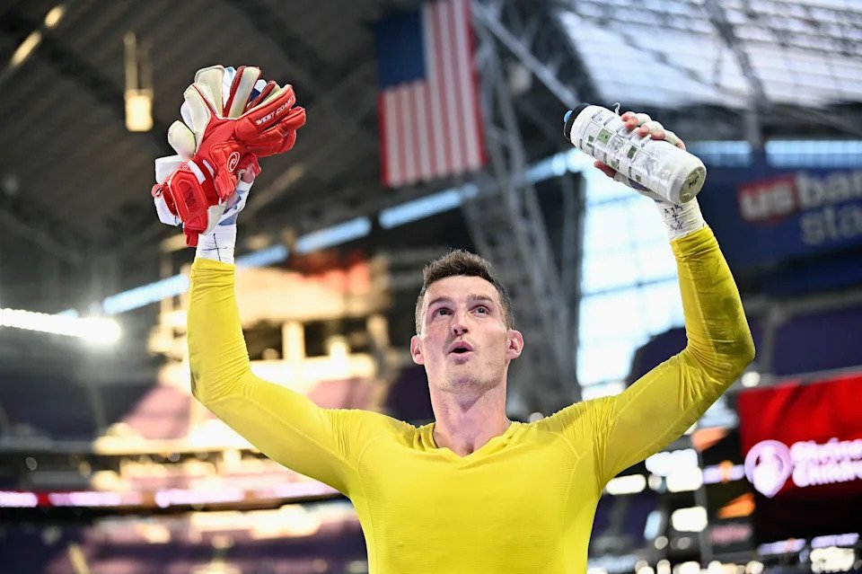 MINNEAPOLIS, MINNESOTA - JUNE 29: Matthew Freese #25 of United States celebrates after defeating Costa Rica in the Gold Cup 2025 Quarterfinals at U.S. Bank Stadium on June 29, 2025 in Minneapolis, Minnesota. (Photo by Stephen Maturen/Getty Images)