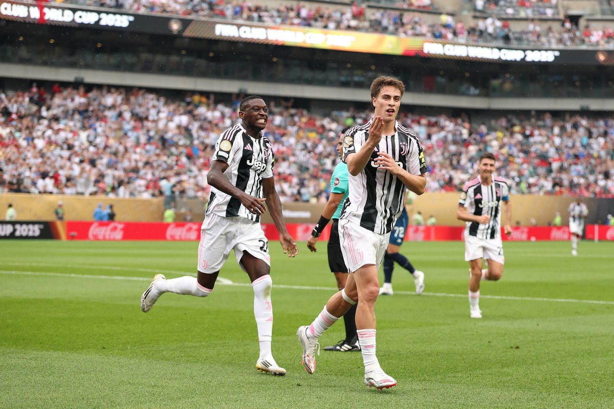 PHILADELPHIA, PENNSYLVANIA - JUNE 22: Kenan Yildiz #10 of Juventus FC celebrates scoring his team's third goal with Randal Kolo Muani #20 of Juventus FC during the FIFA Club World Cup 2025 group G match between Juventus FC and Wydad AC at Lincoln Financial Field on June 22, 2025 in Philadelphia, Pennsylvania. (Photo by Francois Nel/Getty Images)