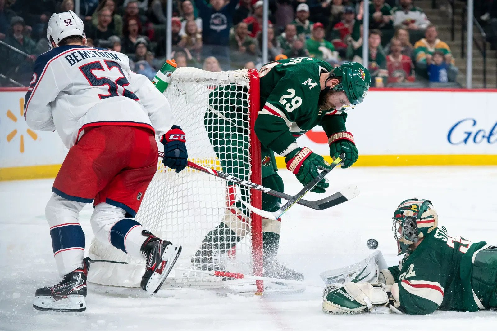 Former Blue Jackets & Penguins Forward Emil Bemström Leaving North America