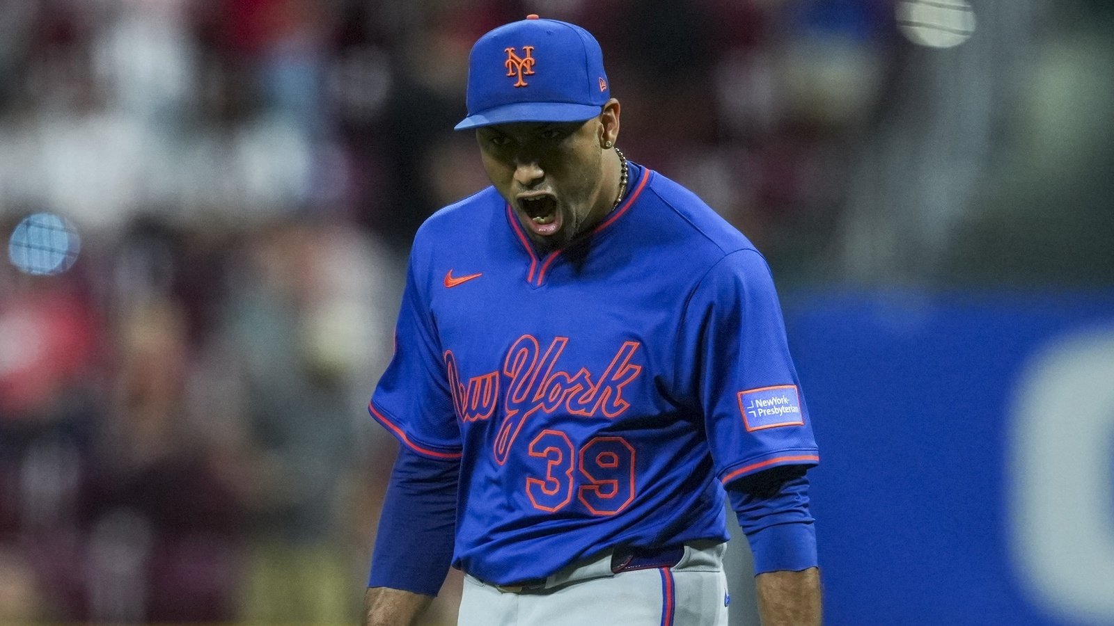 New York Mets pitcher Edwin Daz (39) reacts after the final out of the game against the Cincinnati Reds at Great American Ball Park.