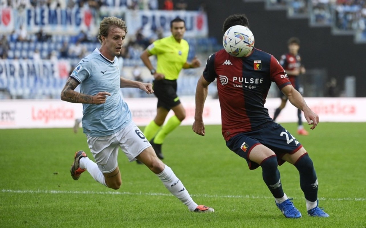 Genoa's Johan Vasquez (R) in action against Lazio's recently selected Italy player Nicolo' Rovella (L) during the Italian Serie A soccer match between SS Lazio and Genoa CFC at the Olimpico stadium in Rome, Italy, 27 October 2024. EPA-EFE/RICCARDO ANTIMIANI Genoa vs Lazio
