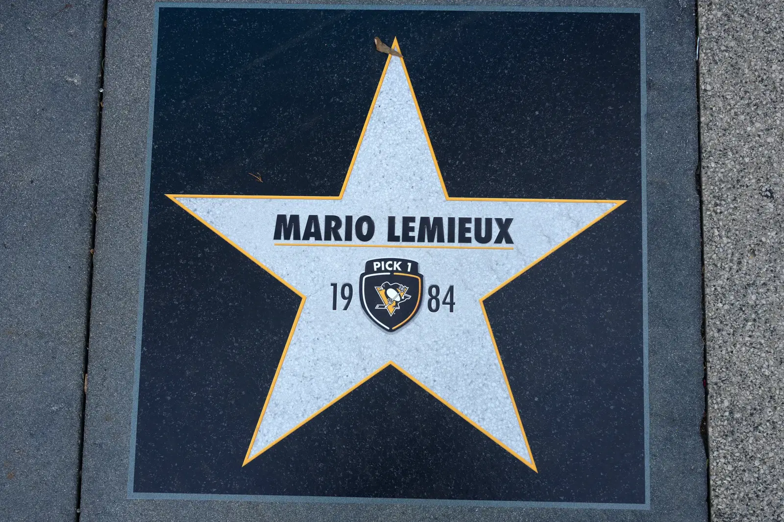 On This Day In Penguins' History: Lemieux's Purchase Of Penguins Approved