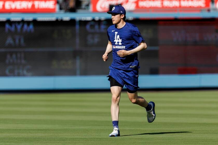 Hernández: Roki Sasaki a playoff reliever? Don’t put it past desperate Dodgers