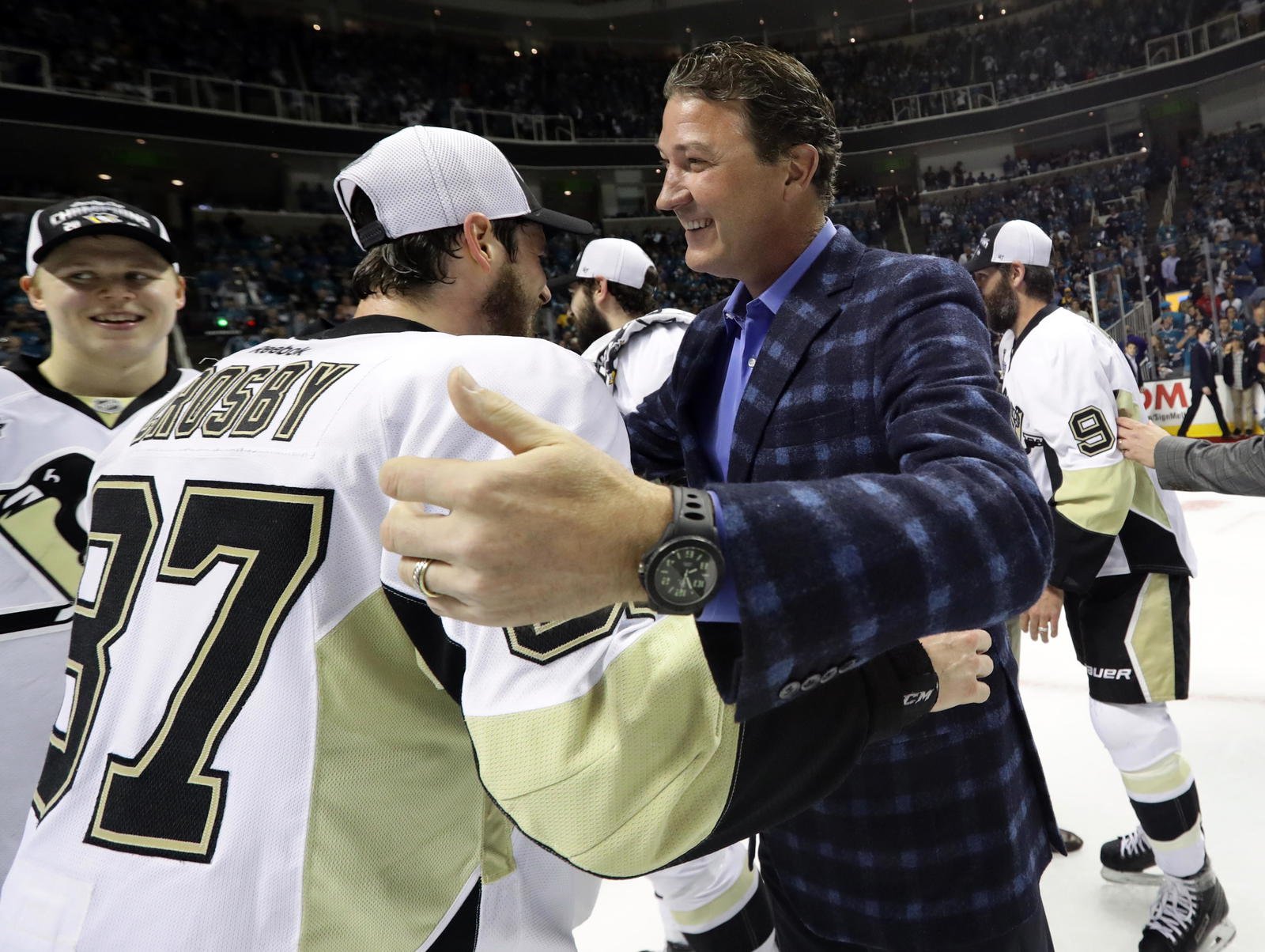 Jun 12, 2016; San Jose, CA, USA; Pittsburgh Penguins center Sidney Crosby (87) hugs Mario Lemieux after defeating the San Jose Sharks in game six of the 2016 Stanley Cup Final at SAP Center at San Jose. Mandatory Credit: Bruce Bennett/Pool Photo via Imagn Images