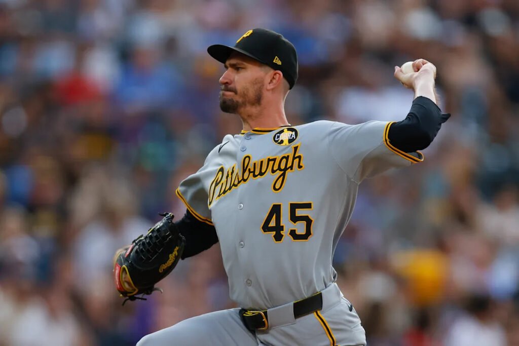 Dodgers reportedly sign pitcher Andrew Heaney to minor-league deal