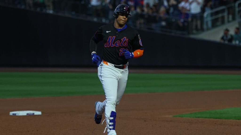 Mets' Juan Soto sets new career-high with 42nd home run this season: 'It’s pretty unbelievable what he’s doing'