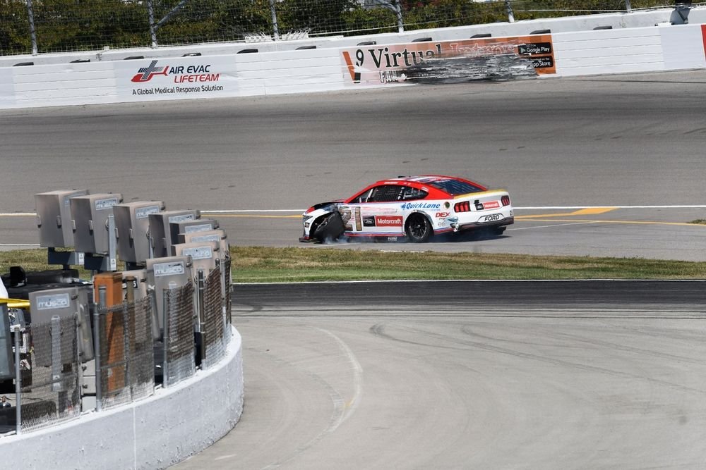 Josh Berry damage, Wood Brothers Ford