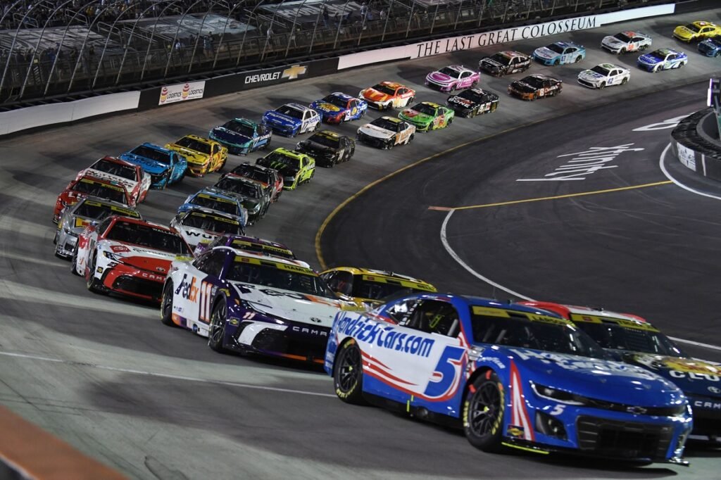 How to watch the 2025 NASCAR Bristol Night Race weekend on TV