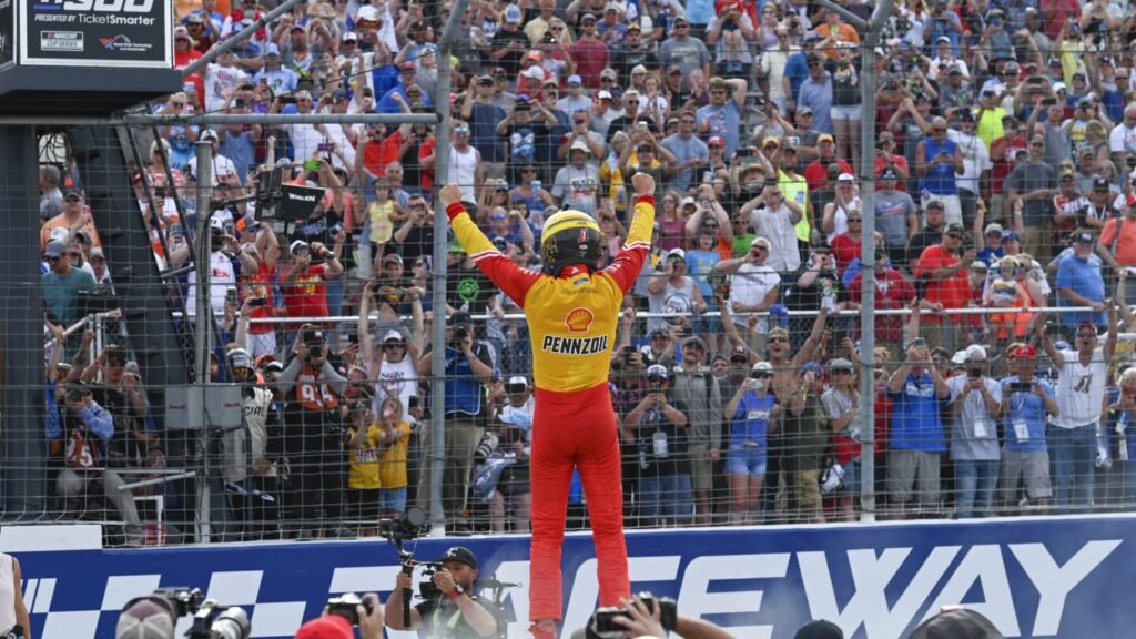 Gateway weekend schedule, TV, weather info for NASCAR Cup and Xfinity