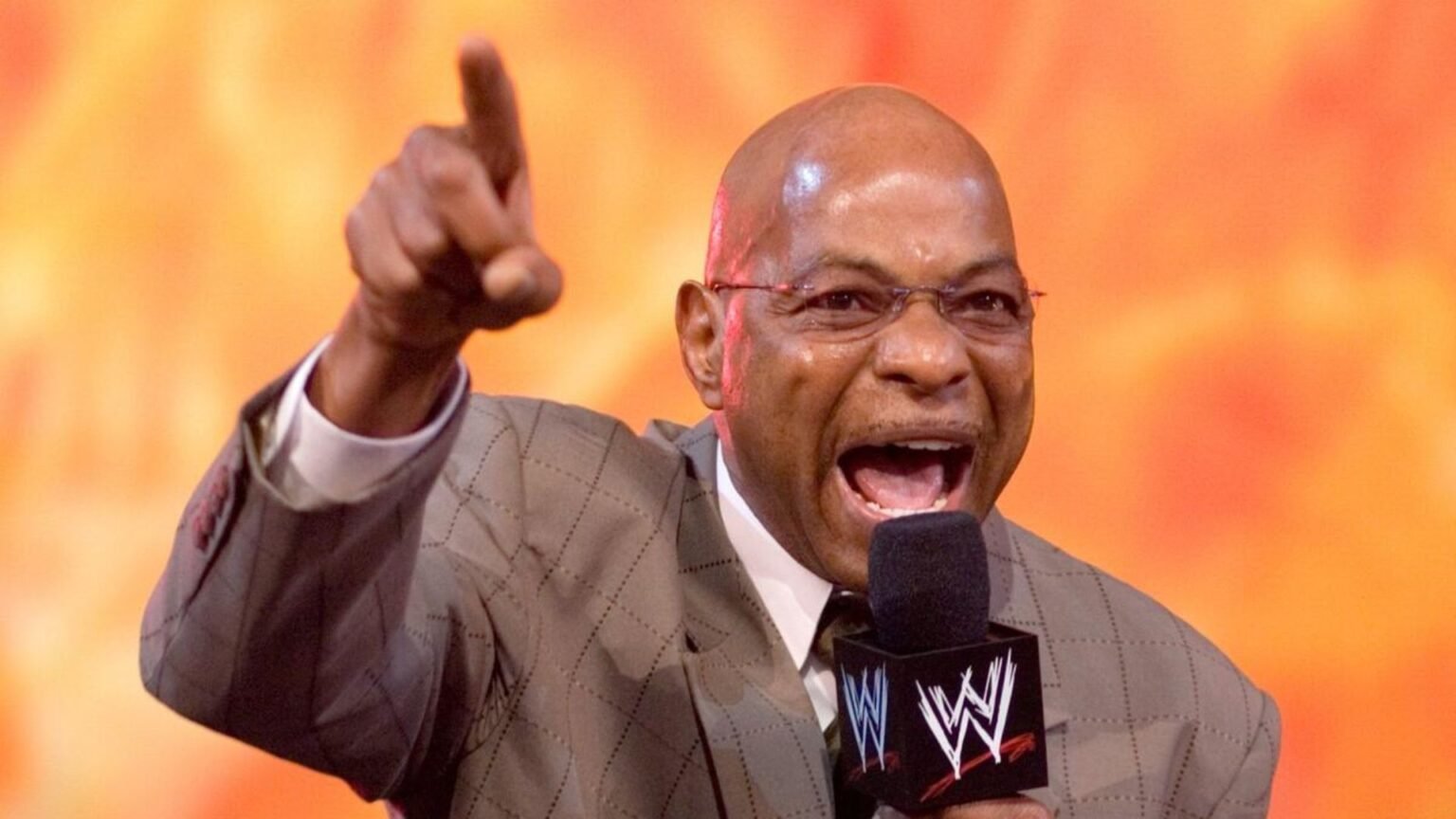 WWE legend being set to win prestigious accolade prompts response from Teddy Long (Exclusive)