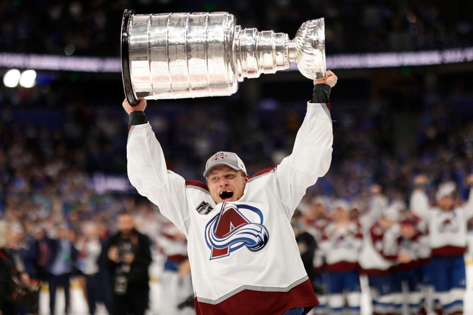 Colorado Avalanche Stalwart Erik Johnson Announces Retirement