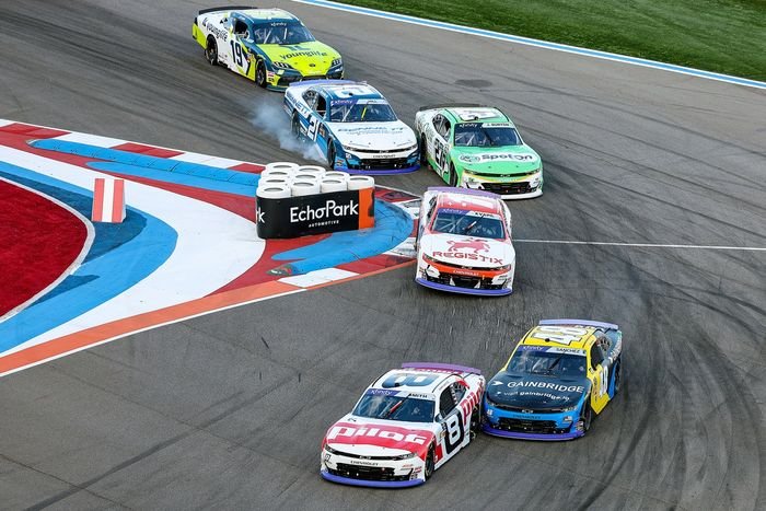 Sammy Smith, JR Motorsprots Chevrolet, Nick Sanchez, Big Machine Racing, Carson Kapvil, JR Motorsports Chevrolet