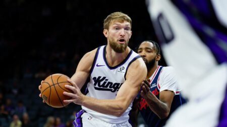 Kings’ Domantas Sabonis out for first week of season with hamstring strain