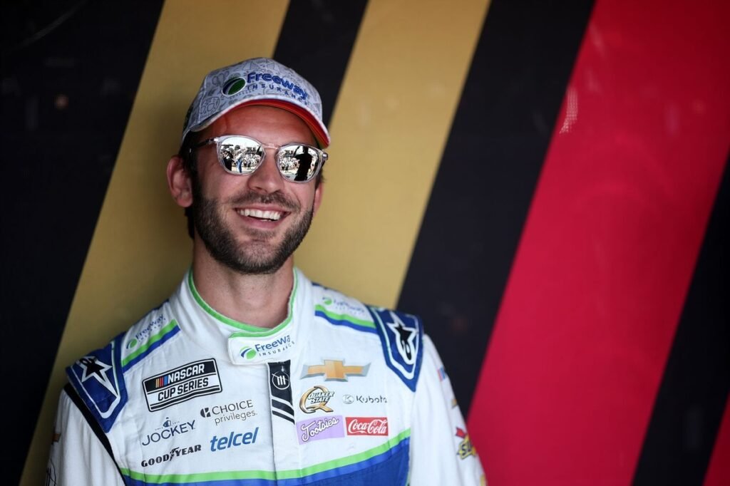 Daniel Suarez signs with Spire Motorsports for 2026 NASCAR Cup season