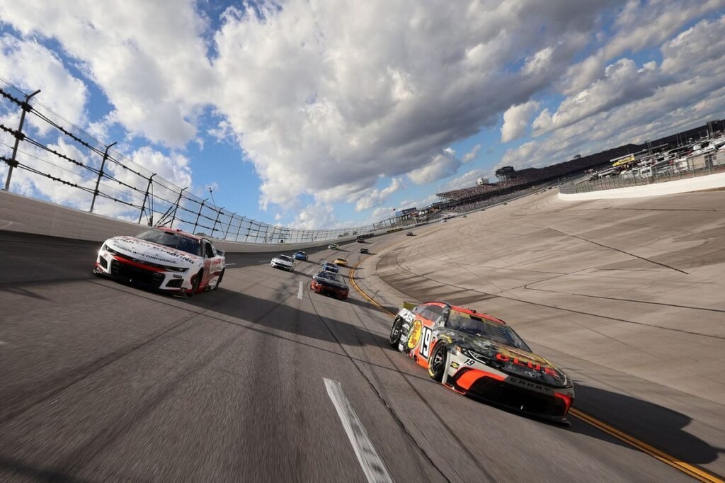 NASCAR, F1 head-to-head TV ratings are in