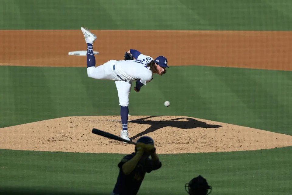 Dodgers pitcher Tyler Glasnow delivers in the first inning Thursday against the Brewers.