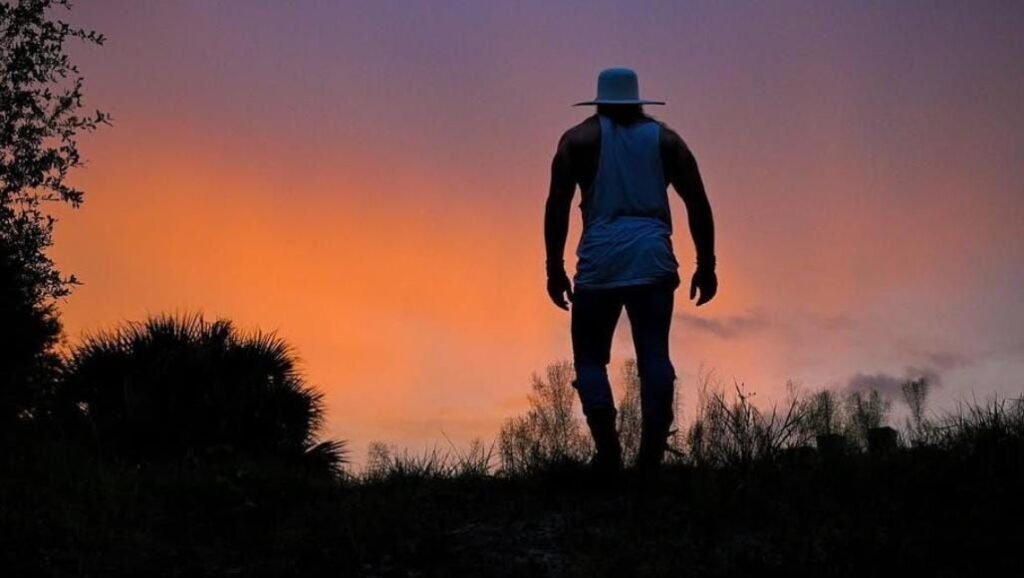 “Tore my tricep right off the bone” – Former WWE Superstar hopes to wrestle again soon