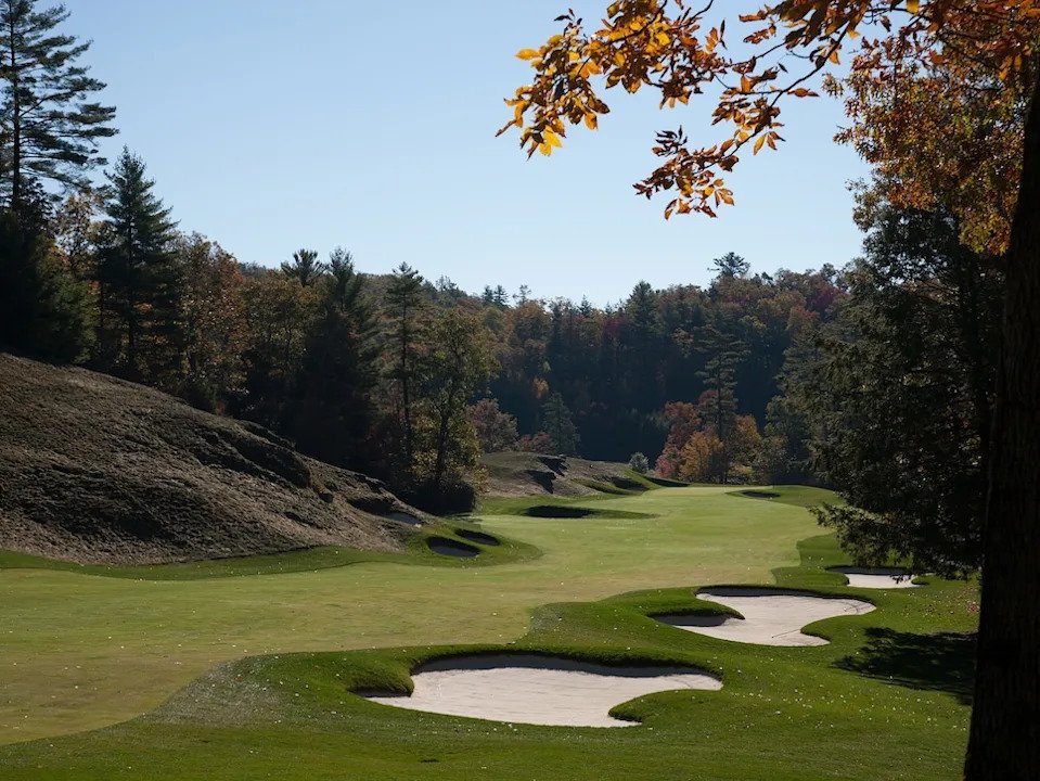 2017-25-wade-hampton-hole-1.jpg