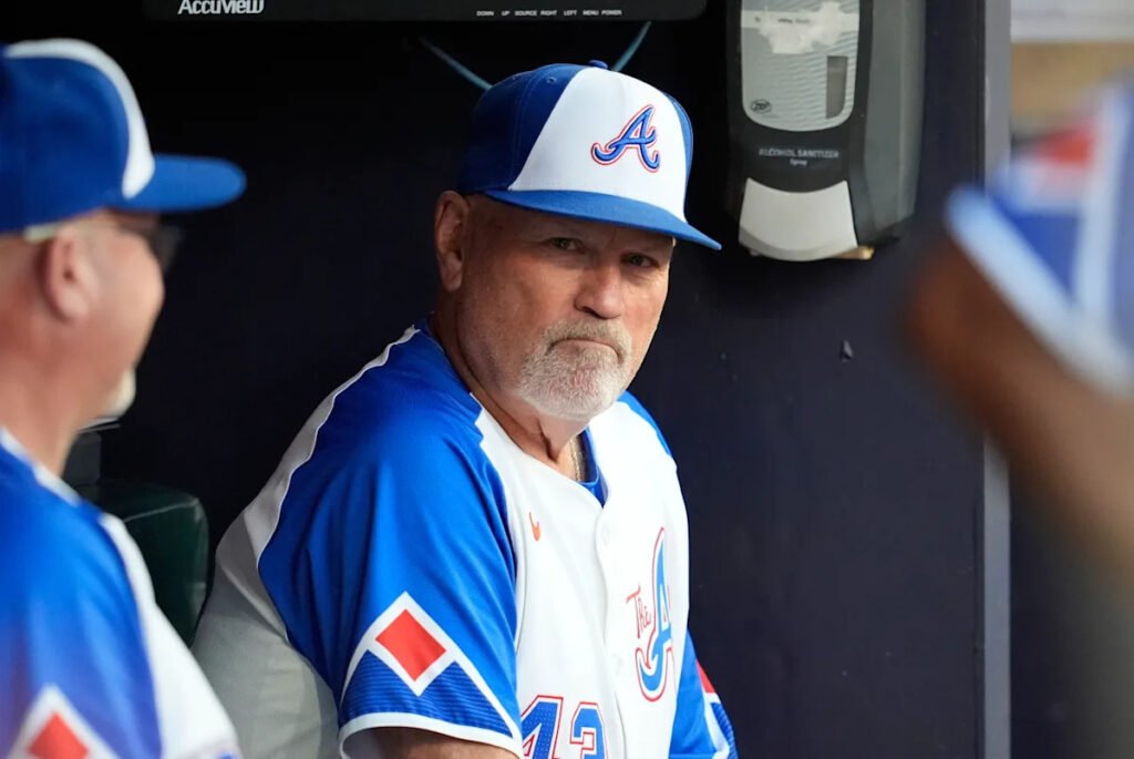 Atlanta Braves manager Brian Snitker will reportedly not return in 2026, will take on senior advisory role