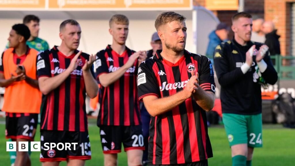 Truro City stay in FA Cup after tense 1-1 AFC Totton draw