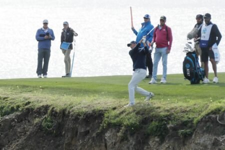 Jordan Spieth’s Cliff Shot at Pebble Beach