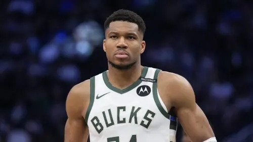 NBA: Atlanta Hawks at Milwaukee Bucks