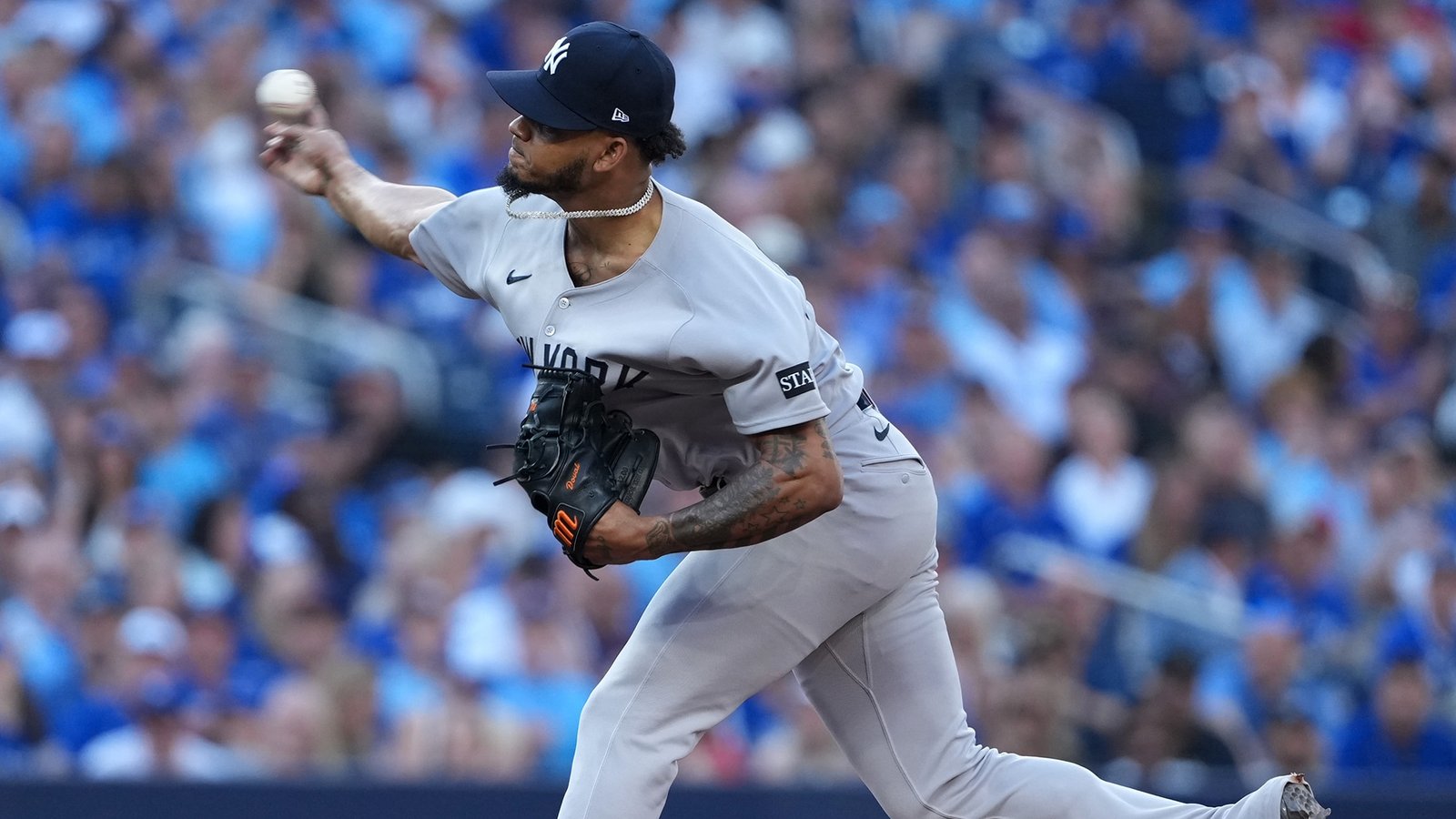 New York Yankees pitcher Camilo Doval (75) throws in the fifth inning against the Toronto Blue Jays during game one of the ALDS round for the 2025 MLB playoffs at Rogers Centre