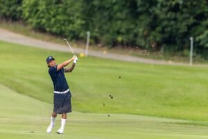 Anthony Kim shoots best 36-hole score of his comeback, makes cut in Asian Tour event