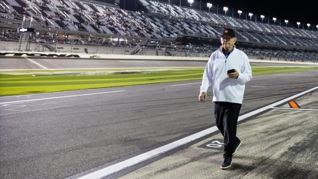 A year after key decision, Joe Gibbs Racing primed for NASCAR Cup championship