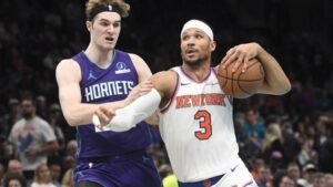 Josh Hart propels Knicks to big first half lead in 129-101 rout over Hornets