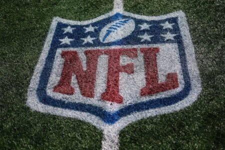 NFL trade deadline tracker 2025