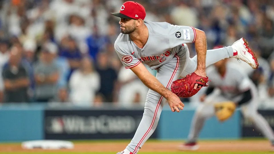 <div class="caption">Nick Martinez. (Sam Greene-Imagn Images)</div>