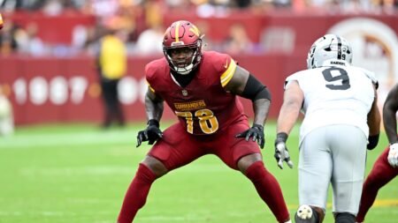 Laremy Tunsil questionable for Sunday vs. Seahawks