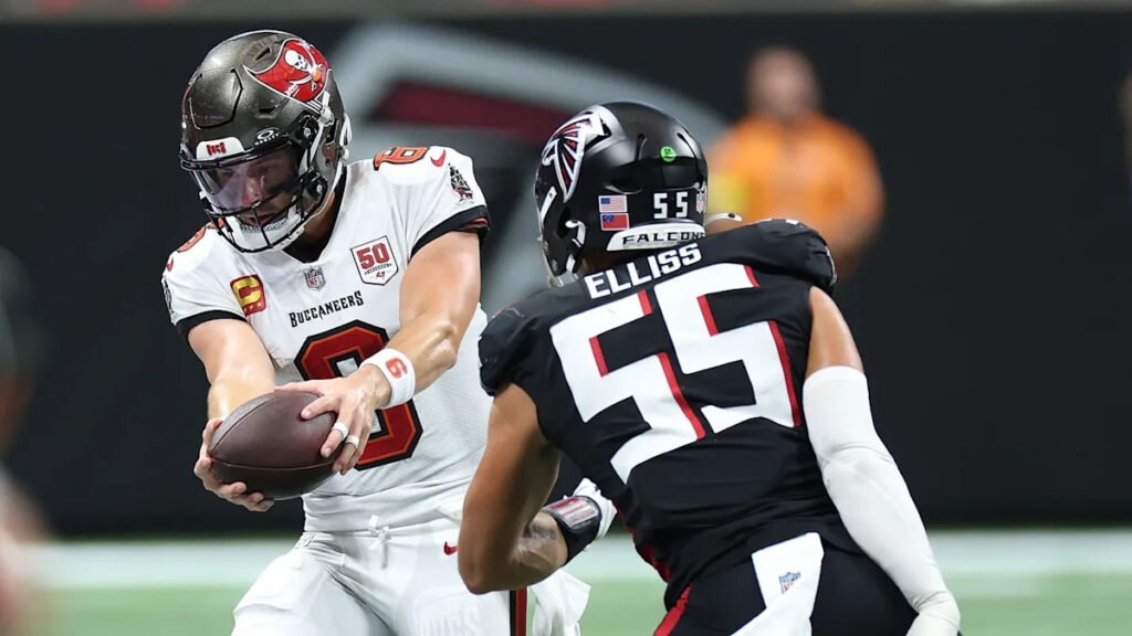 NFL Playoff Picture 2025: Updated AFC and NFC standings, bracket, tiebreakers for Week 15