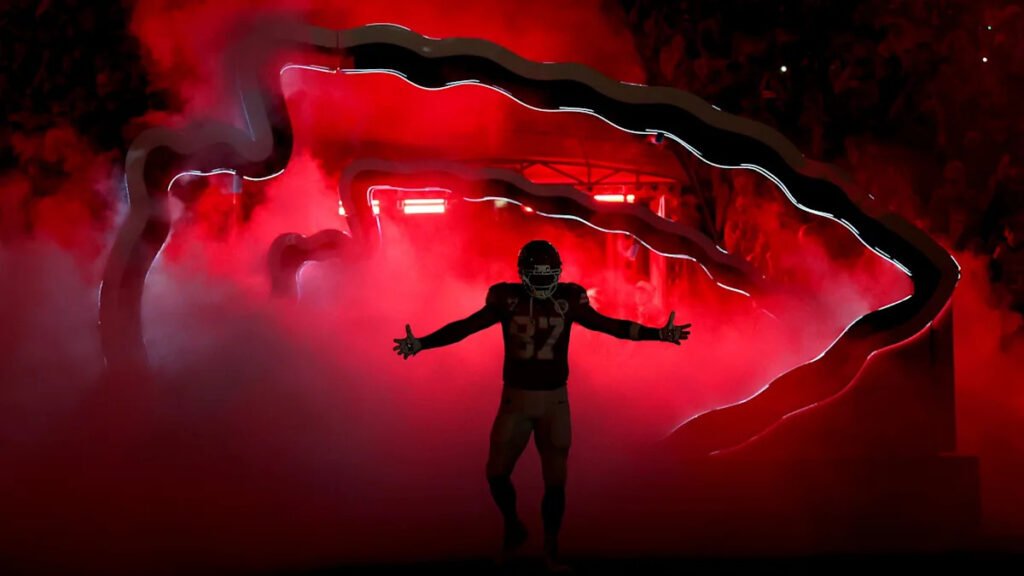 Travis Kelce will make decision about the future “when the time comes”