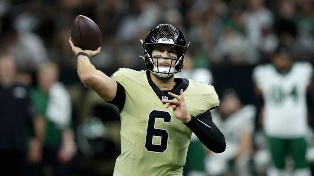 Tyler Shough remains on injury report as a full participant