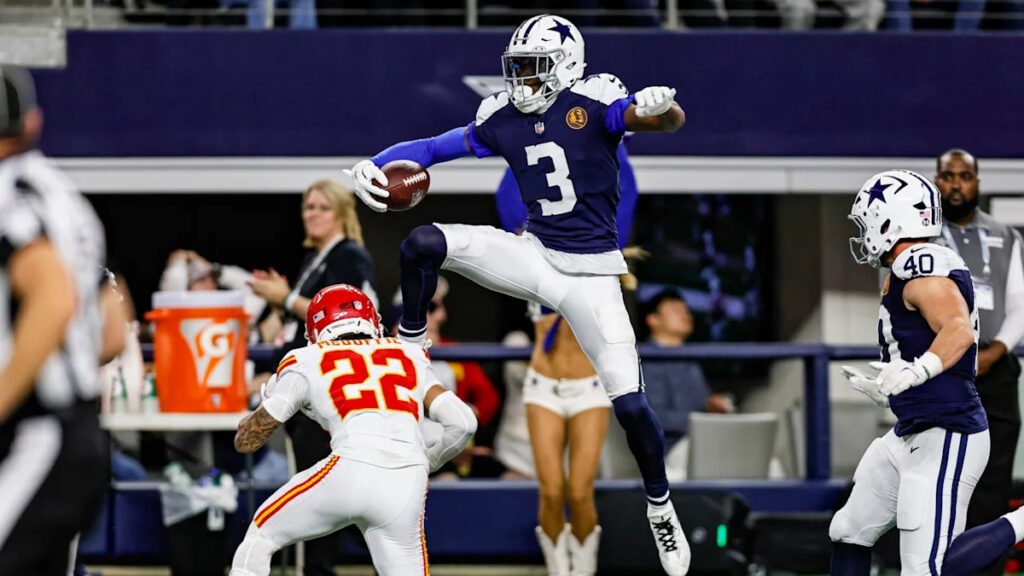 George Pickens moves up to full practice on Tuesday