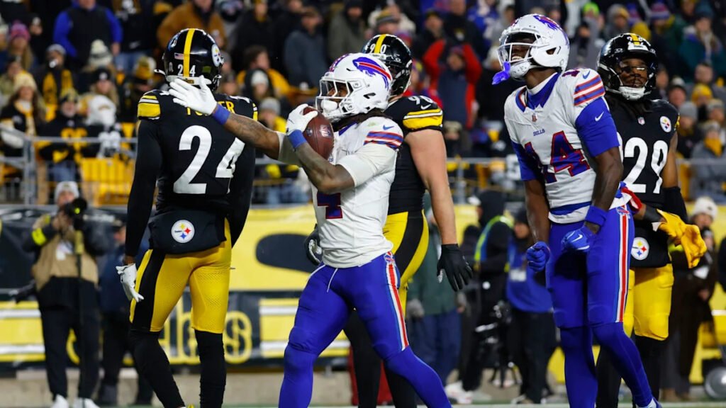 Bills run wild in 26-7 win in Pittsburgh