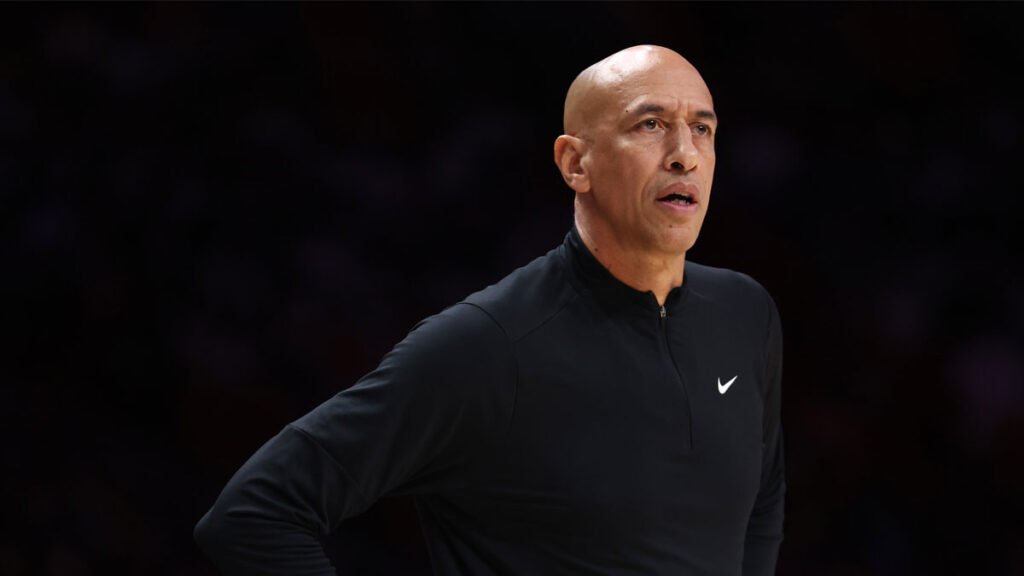 Kings reportedly have disconnect between veteran players and coach Doug Christie